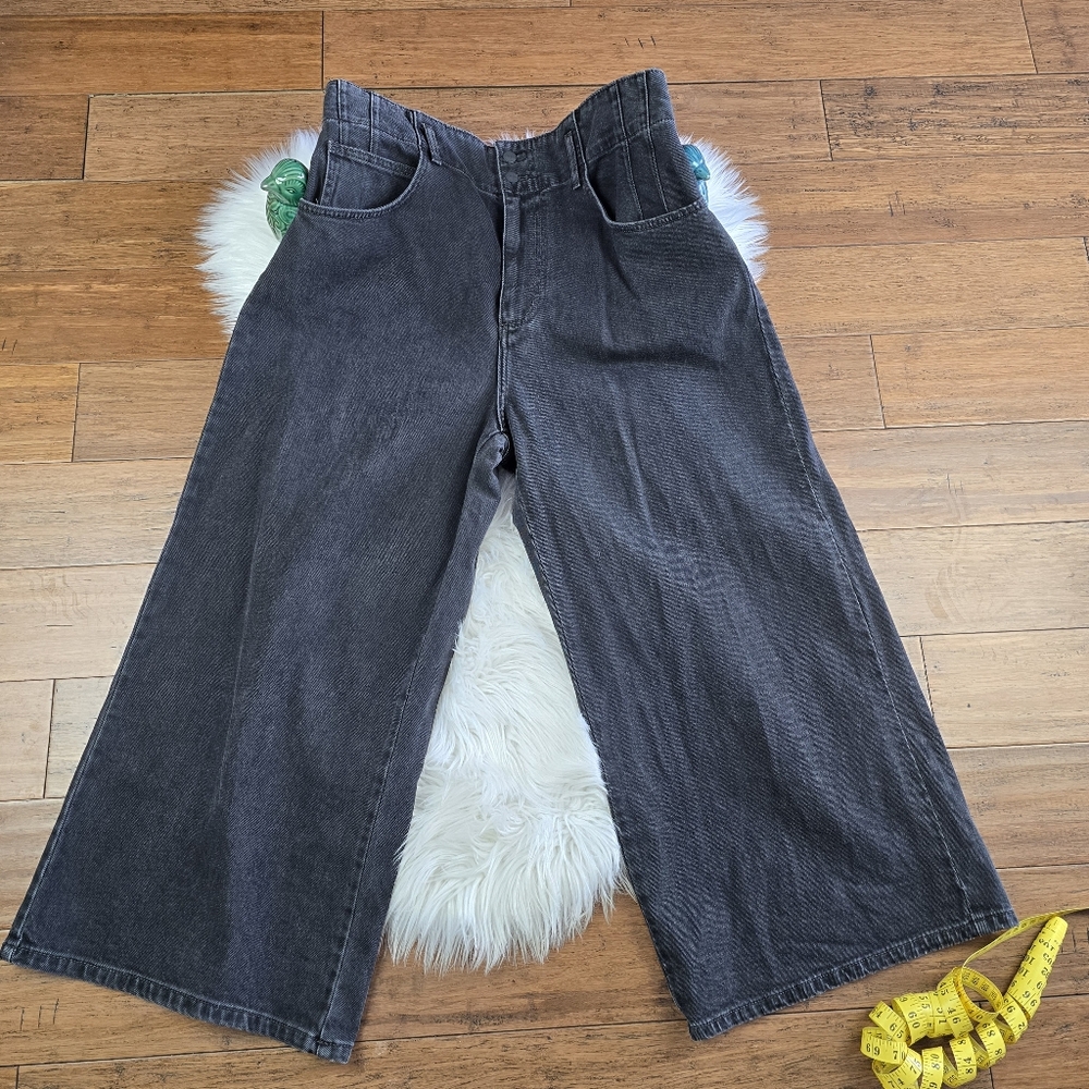 Anthropologie Pilcro Double Button High Rise Wide Leg Cropped Jeans 33